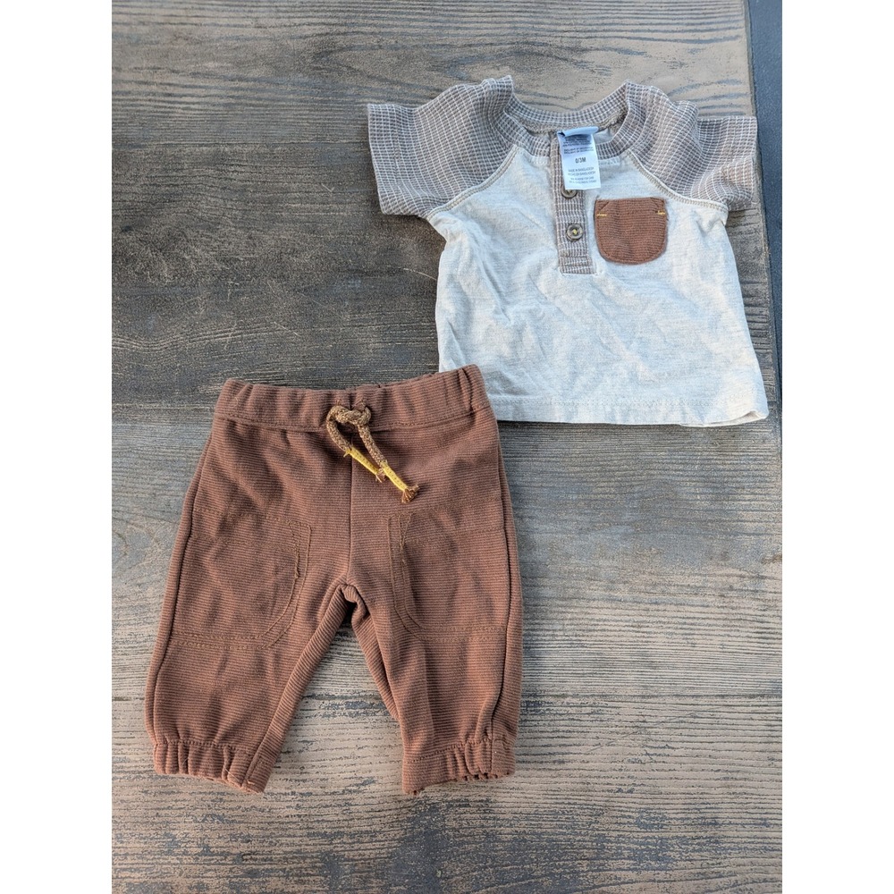 Little Lad 2-Piece Infant Henley Top and Jogger Pants Set Brown Gray 0-3 Months